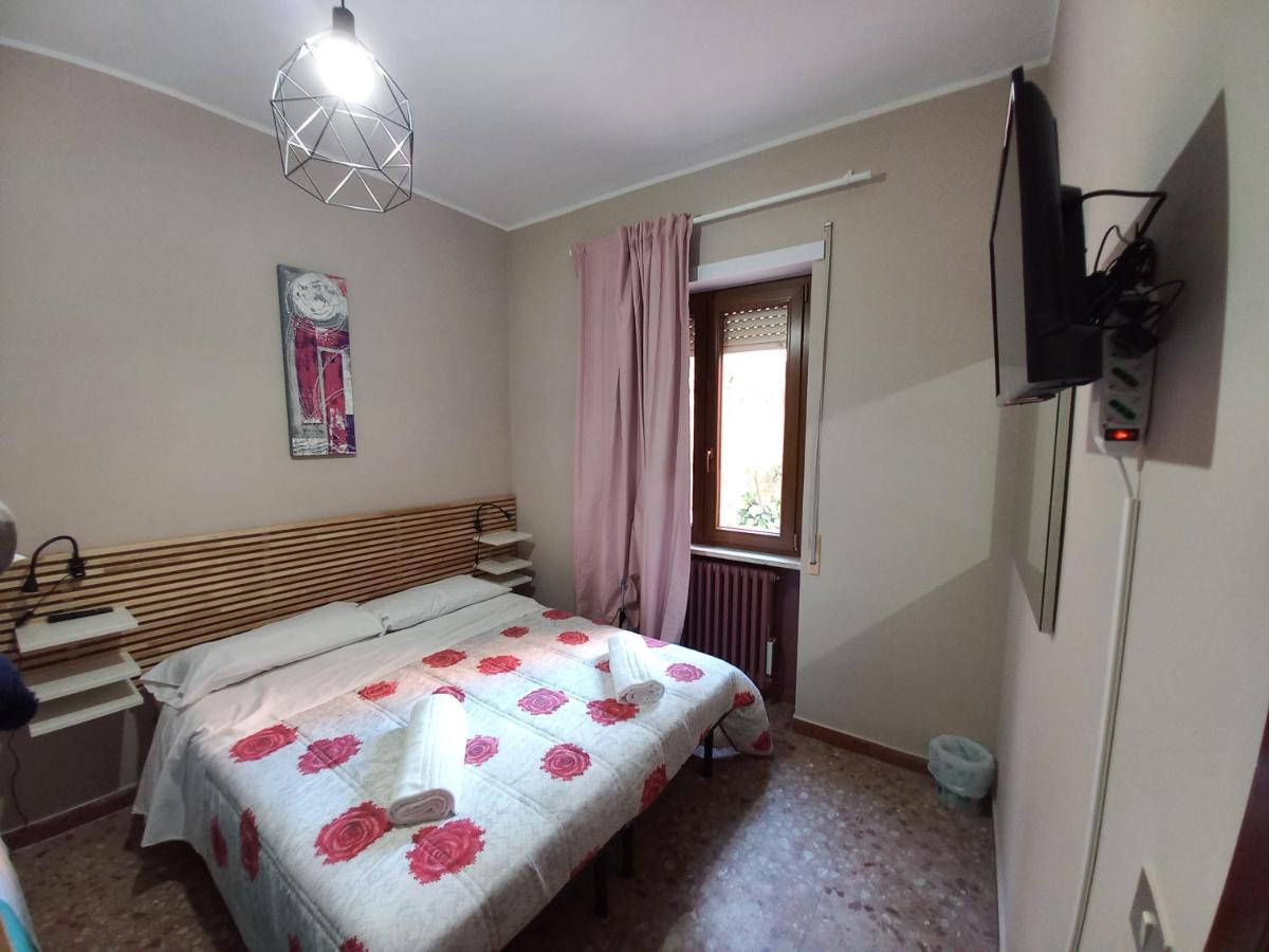 B&B Del Viale Л'Акуила Экстерьер фото